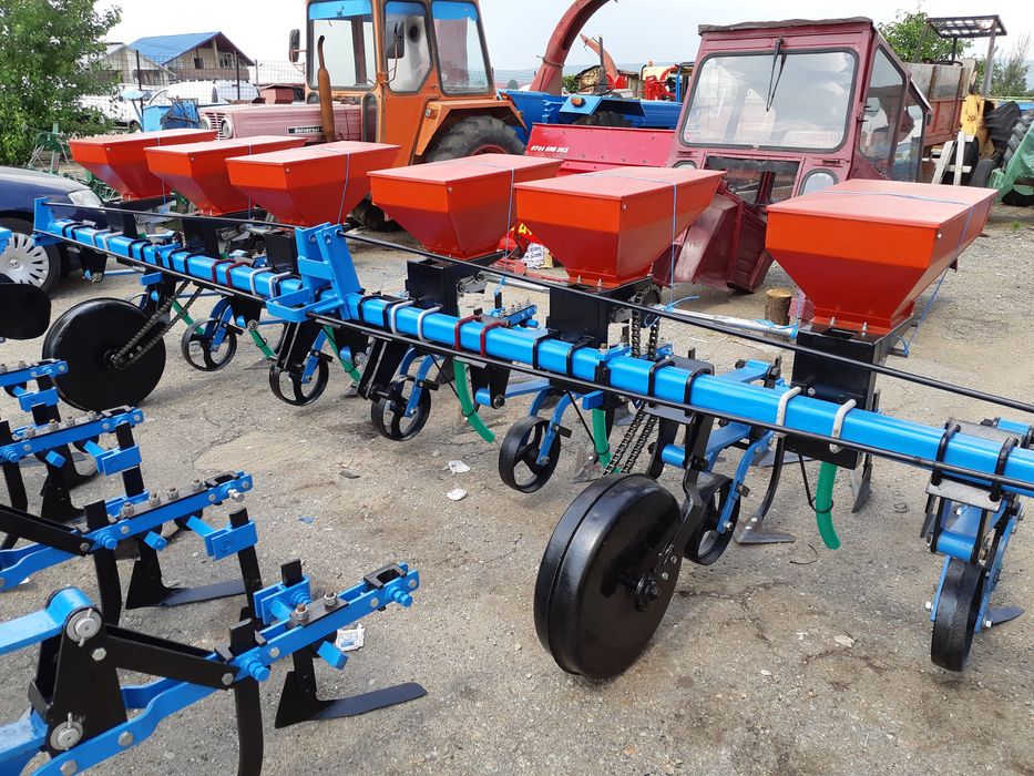 Piese Prasitoare / Cultivator 3 , 5 , 7 sectii cu fertilizare Mecanica Ceahlau Piatra Neamt