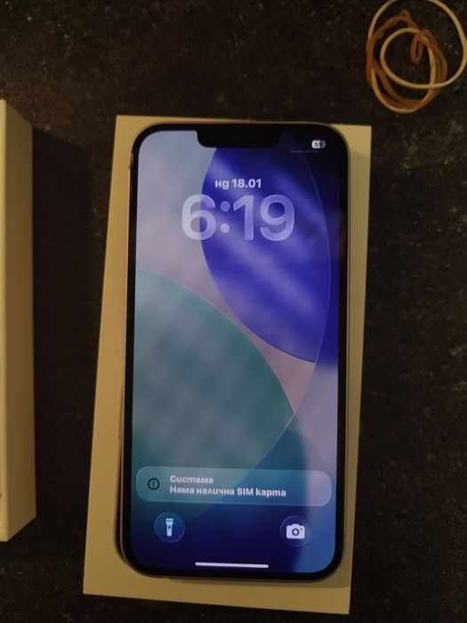 Продавам айфон 14