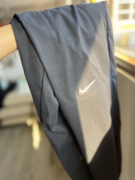 Nike дамско долнище размер XS