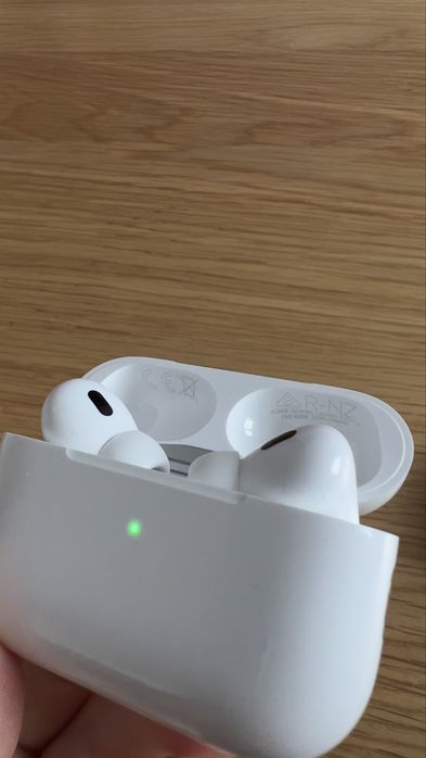 Airpods pro 2 full box in stare perfecta