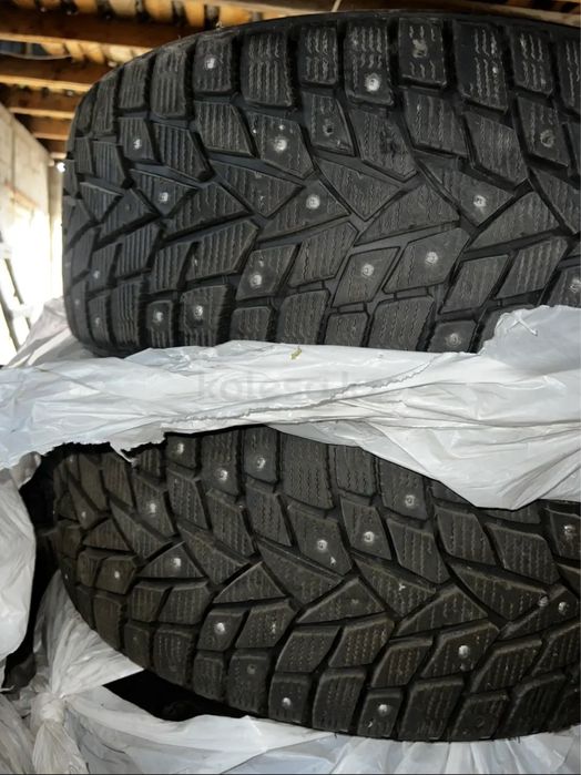 Зимние шипованные DUNLOP