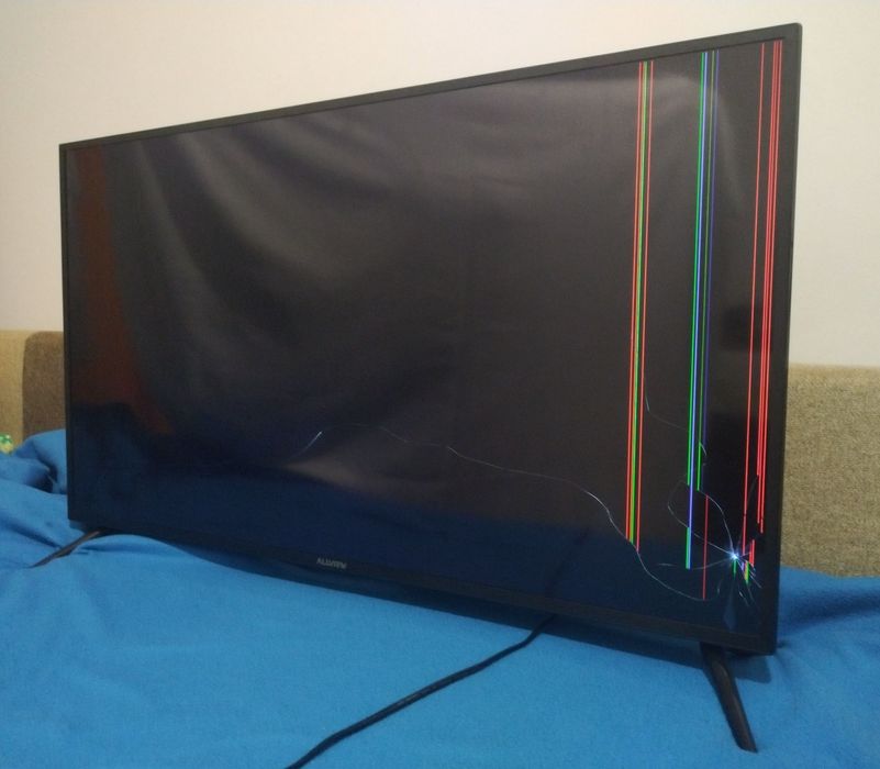 Televizor defect, ecran smart