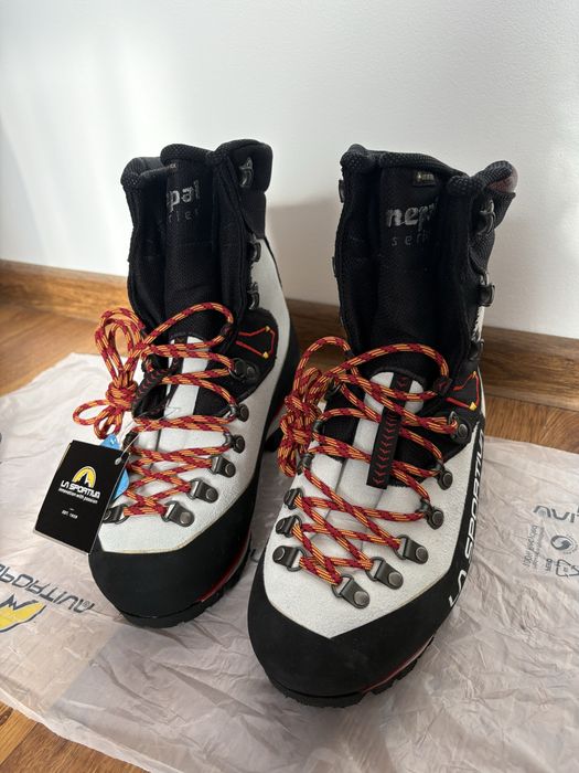 La Sportiva Nepal Evo GTX Mountain Winter Shoes