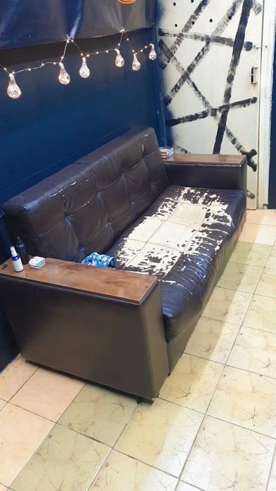 Продам диван.самовывоз