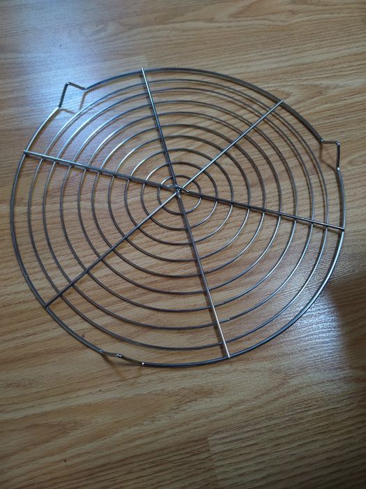 Suport metalic prajituri 32 cm diametru ACTUEL Cooling Rack