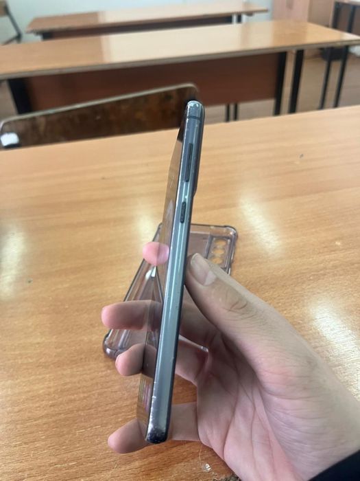 Samsung s21fe док нету