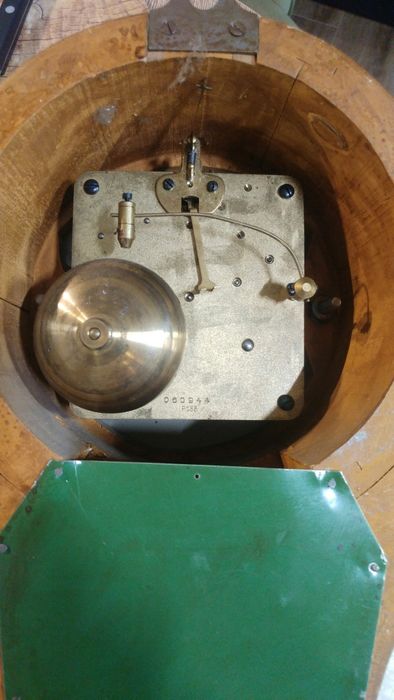 Антикварные настенные часы 1915