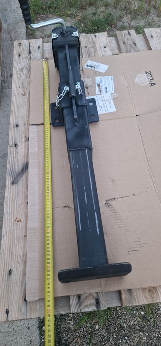 Picior sprijin remorca 8 tone import Germania pret 800 lei cu tva se p