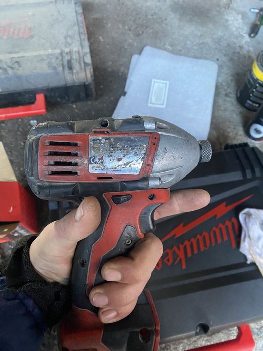 Импакт Milwaukee 18m 180nm