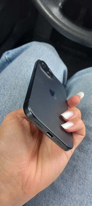 Iphone 15 baterie 90 %