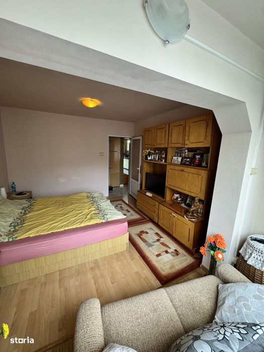 Apartament 4 camere, 80 mp, zona Central