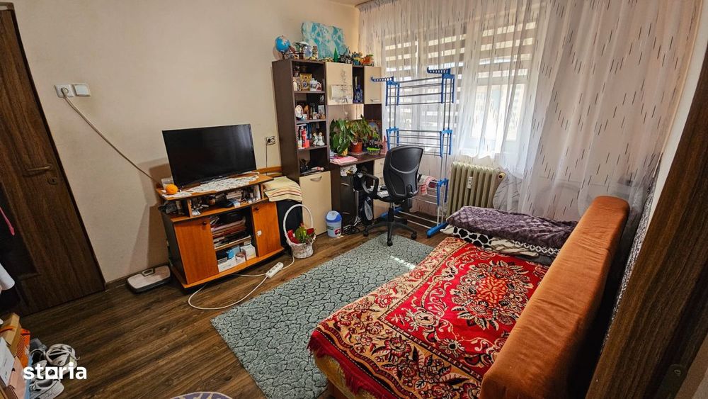 Apartament cu 3 camere, 38.19 mp, zona Valea Rosie