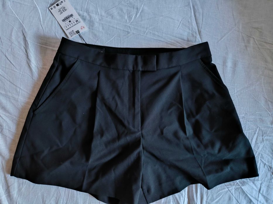 Zara дамски къси панталони размер Medium M