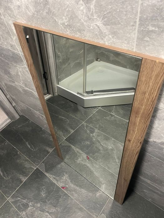 Продас комод с зеркалом