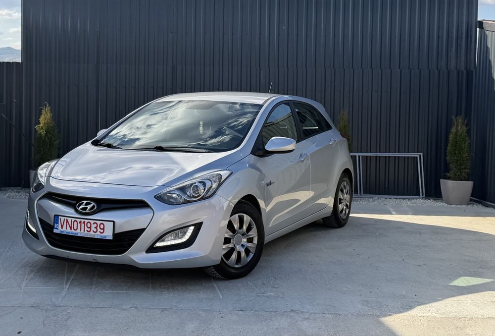 HYUNDAI i30 2014 — imagine 3