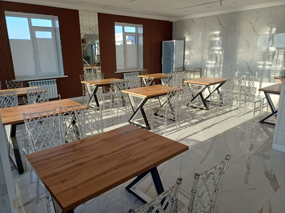 Продается прозрачный стулья