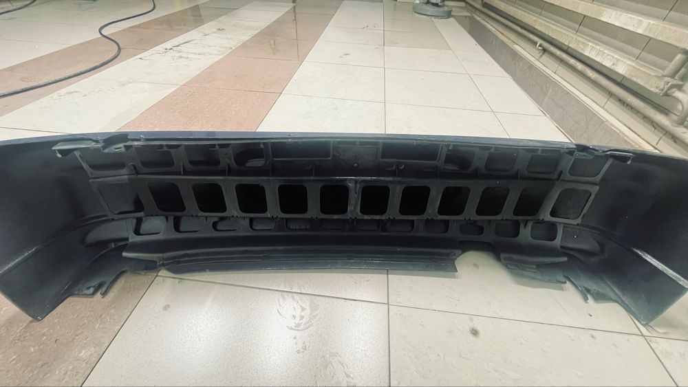 Задний бампер ваз2112