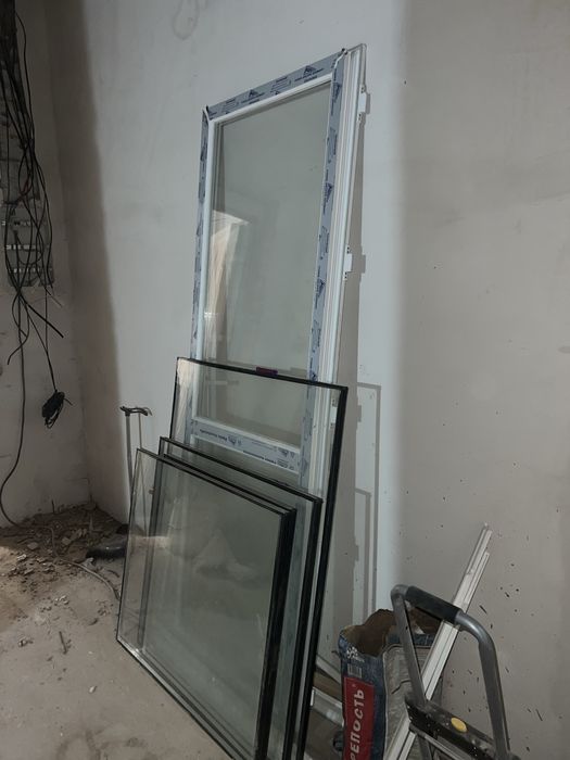 Продаю ветражку меж балкона