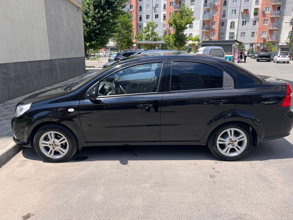 Nexia 3 avtomat holati a’lo. Kraskasi toza