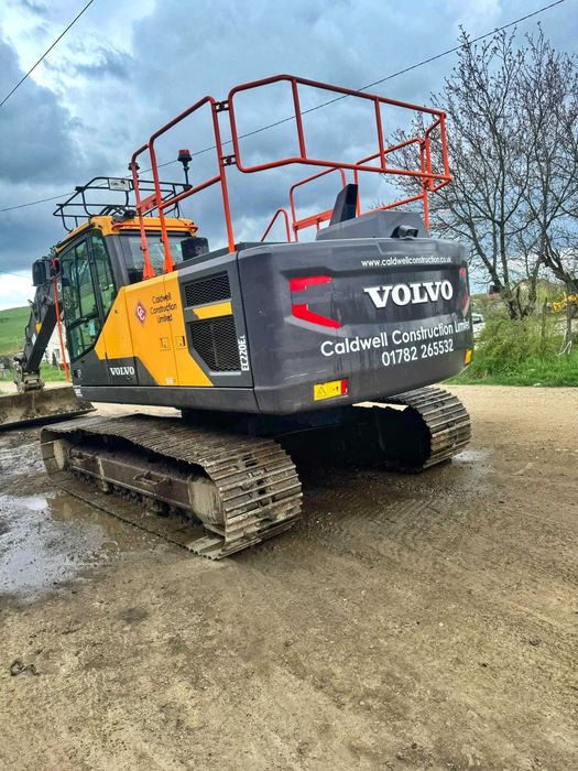 Excavator Volvo EC220EL 2020 | 6.600h | 25 tone|  Impecabil | Cuplă Rapidă | AC | Gata de Lucru