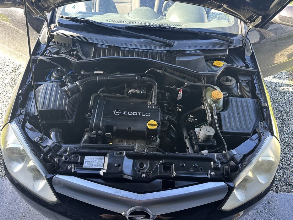 Vand doua opel tigra 1.4