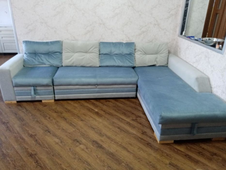 Рестоврация мягкой мебелы и обивка и ремонт