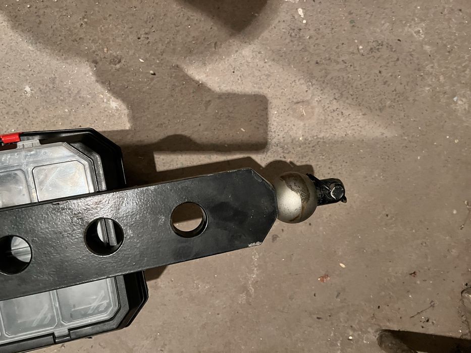 Греда за навес New holland