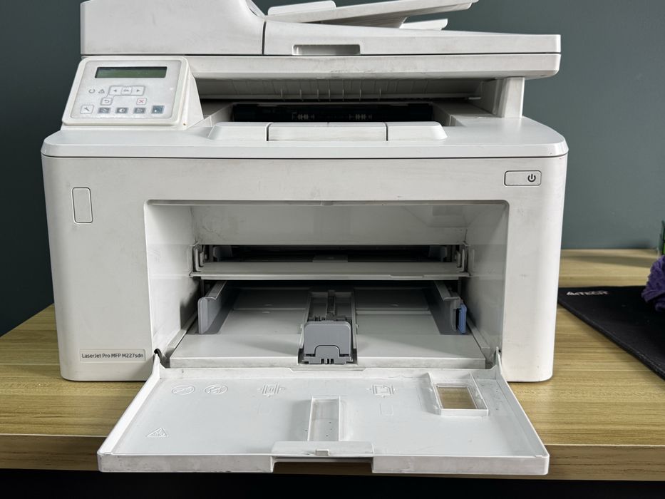 Продам принтер HP laserjet pro MFP M227 sdn