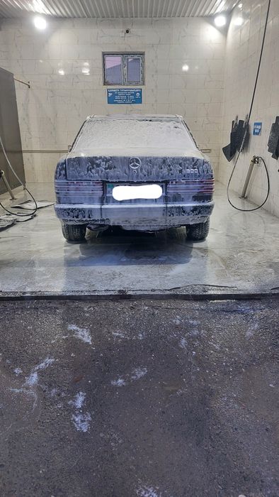 Мерседес 190 Е 700