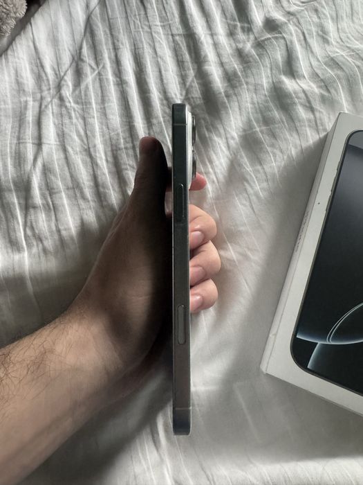 Iphone 16 pro max, белый, 256GB