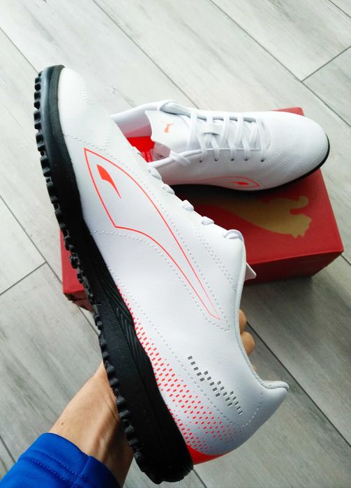 Puma Incaltaminte Fotbal Marimea 42,5