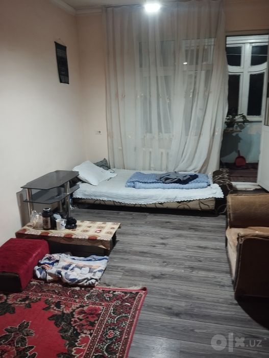Ттз бозор якинида 3 хонали квартирага шерикликга 2 та бола керак о