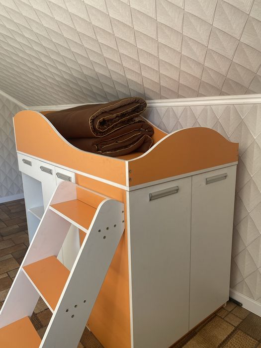 Детская кровать,кровать-чердак