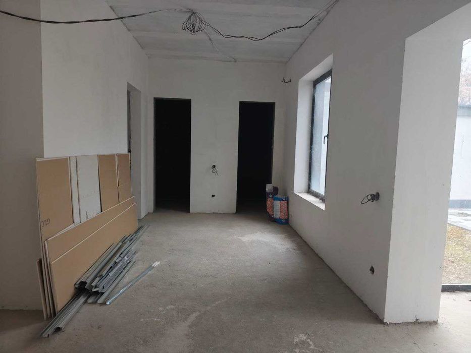 Продам коттедж на участке 2,7 сотых в Кибрайском районе.от ТТЗ 1 км.