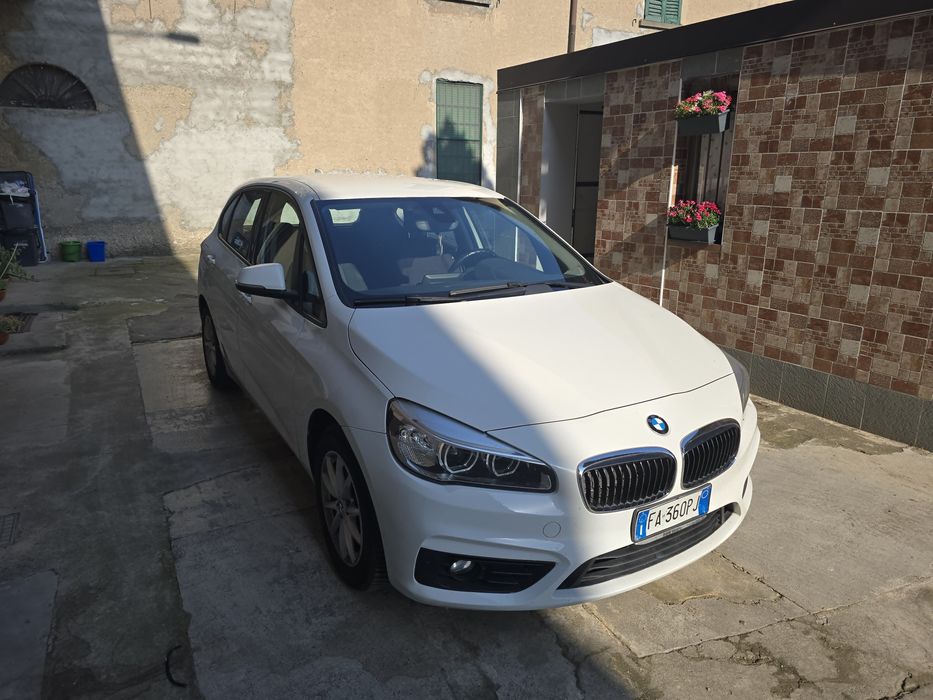 BMW F45 218d 2015