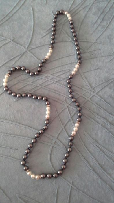 Броеница, колиета от перли и хематит