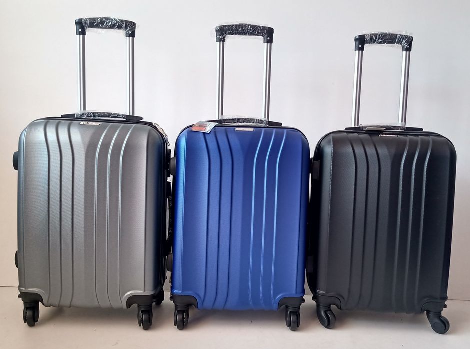 Куфари от АВС  55/37/20см /безплатна доставка/