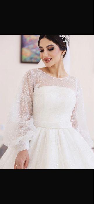 Роскошное свадебное платье