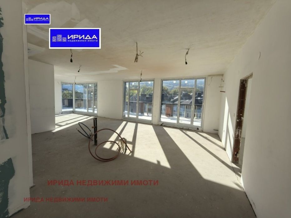 Просторен четиристаен апартамент в Бояна с  АКТ 16!