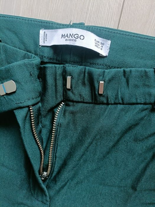 Vând pantaloni de vara office