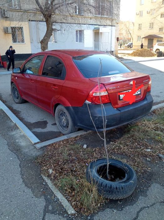 Продам машину Шевроле