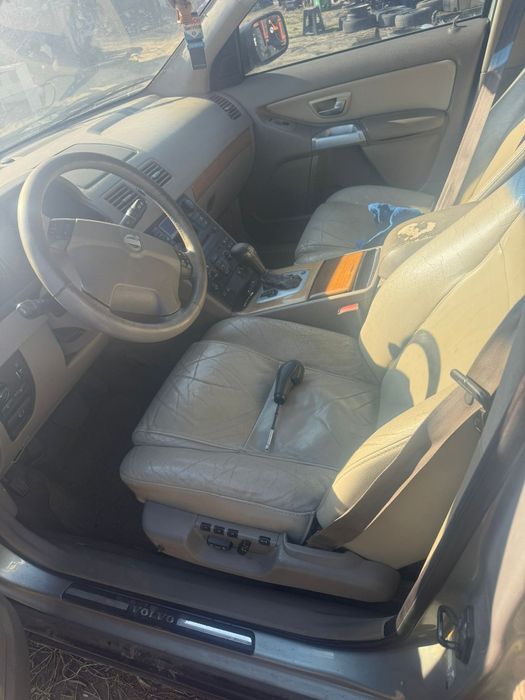 Vand volvo xc90 fara acte