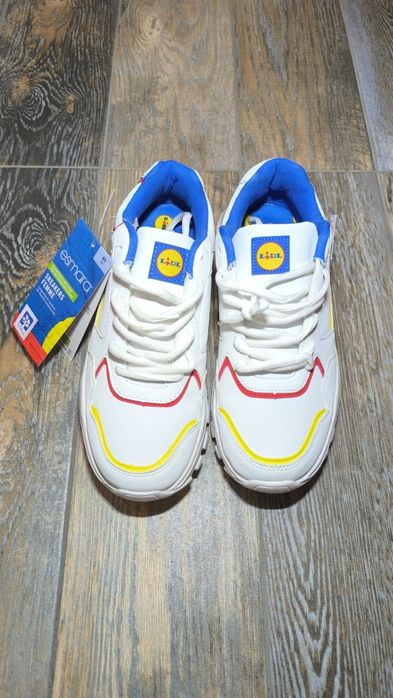 Маратонки с логото на Lidl