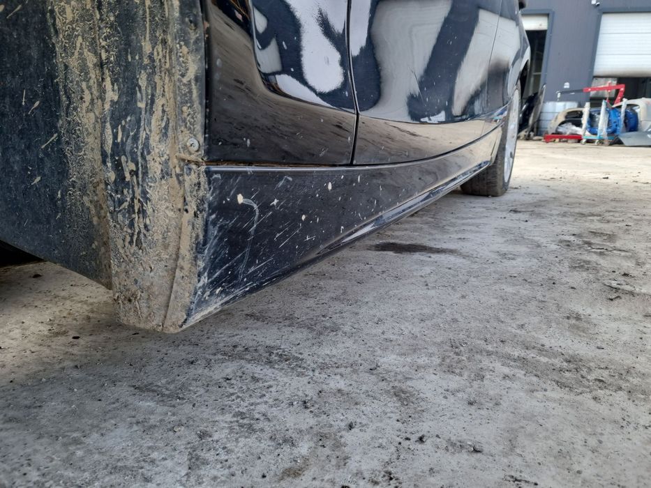 Prag lateral stanga Bmw 1 (E81, E87) [Fabr 2004-2010] OEM