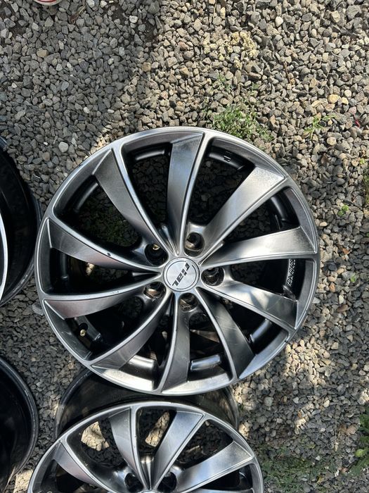Jante origi Rial 17 5 112 Audi A3 A4 A5 A6 Q3 Q5 Mercedes Wv Passat Touran Golf 5 6 7 Skoda Octavia Superb Seat