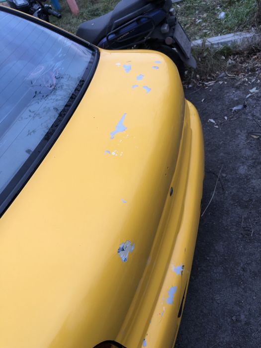 Продам мазду 121