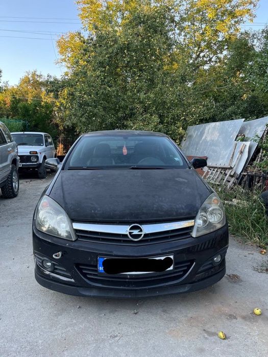 Opel Astra H  GTC 1.9 150