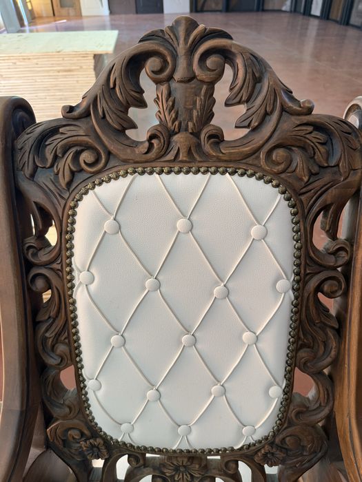 Люлеещ стол от дърво орех