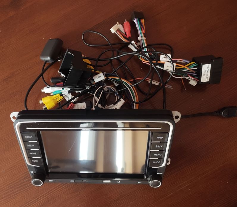 Мултимедия за автомобил VW Passat, Golf, Seat, Altea и Skoda