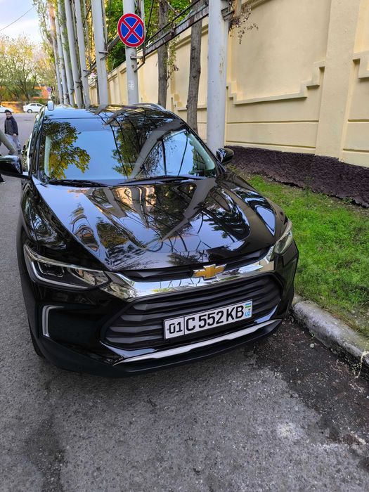 Продам TRACKER 2 2023 года выпуска.